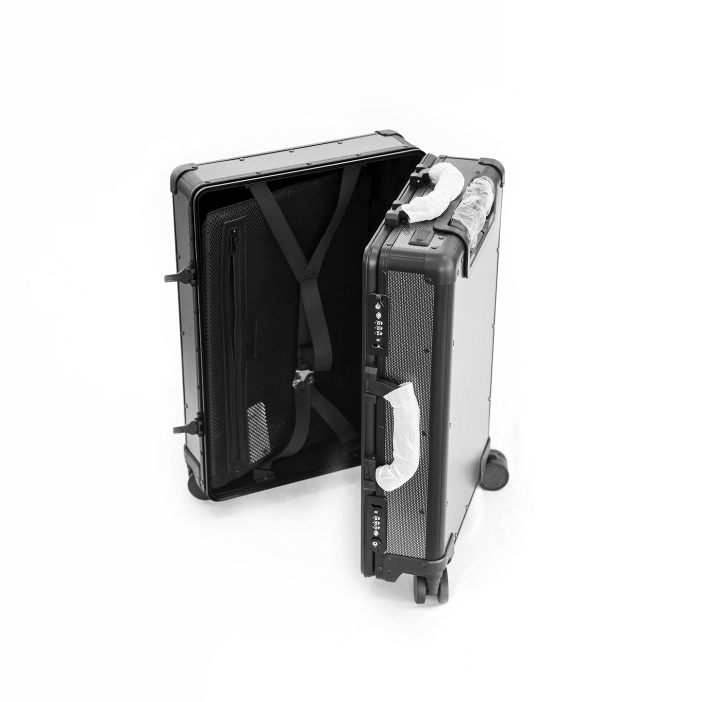 CARBON FIBER ROLLING SUITCASE(CARRY-ON)